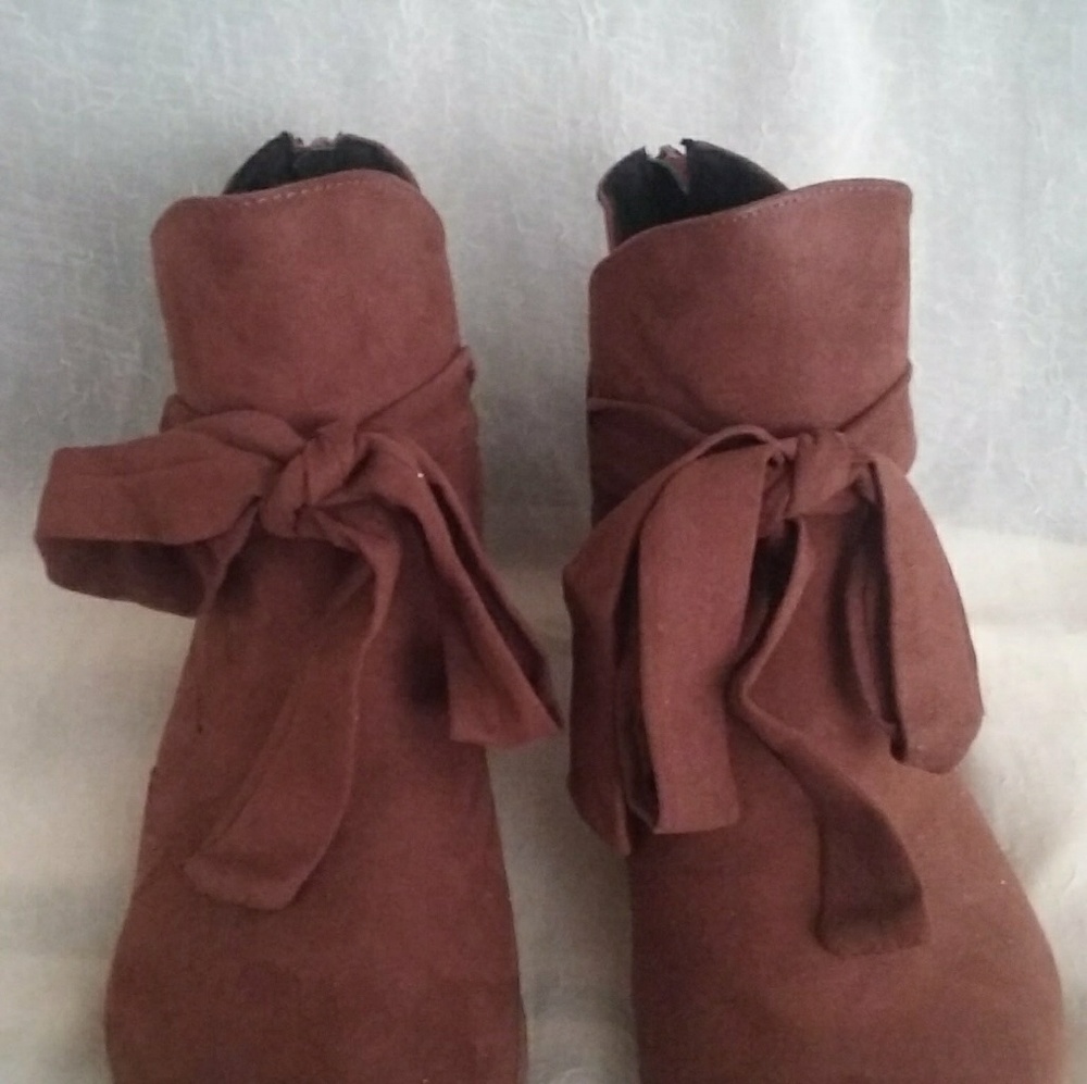 Lane Bryant Suede  Ankle  Boots size 10w